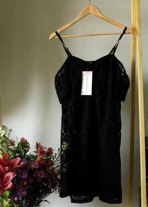 Vestido negro calado - Minka - Moda con Impacto Social